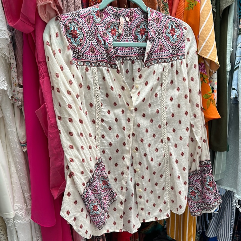 Like new Red Camel brand size small, bohemian bell sleeve blouse